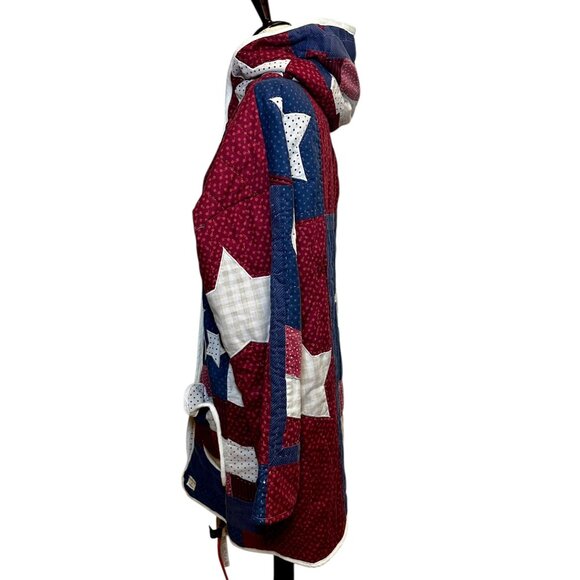 Handmade Patriotic Quilt Coat USA Flag Patchwork Hooded Jacket | Heirloom & Hem - Picture 5 of 8